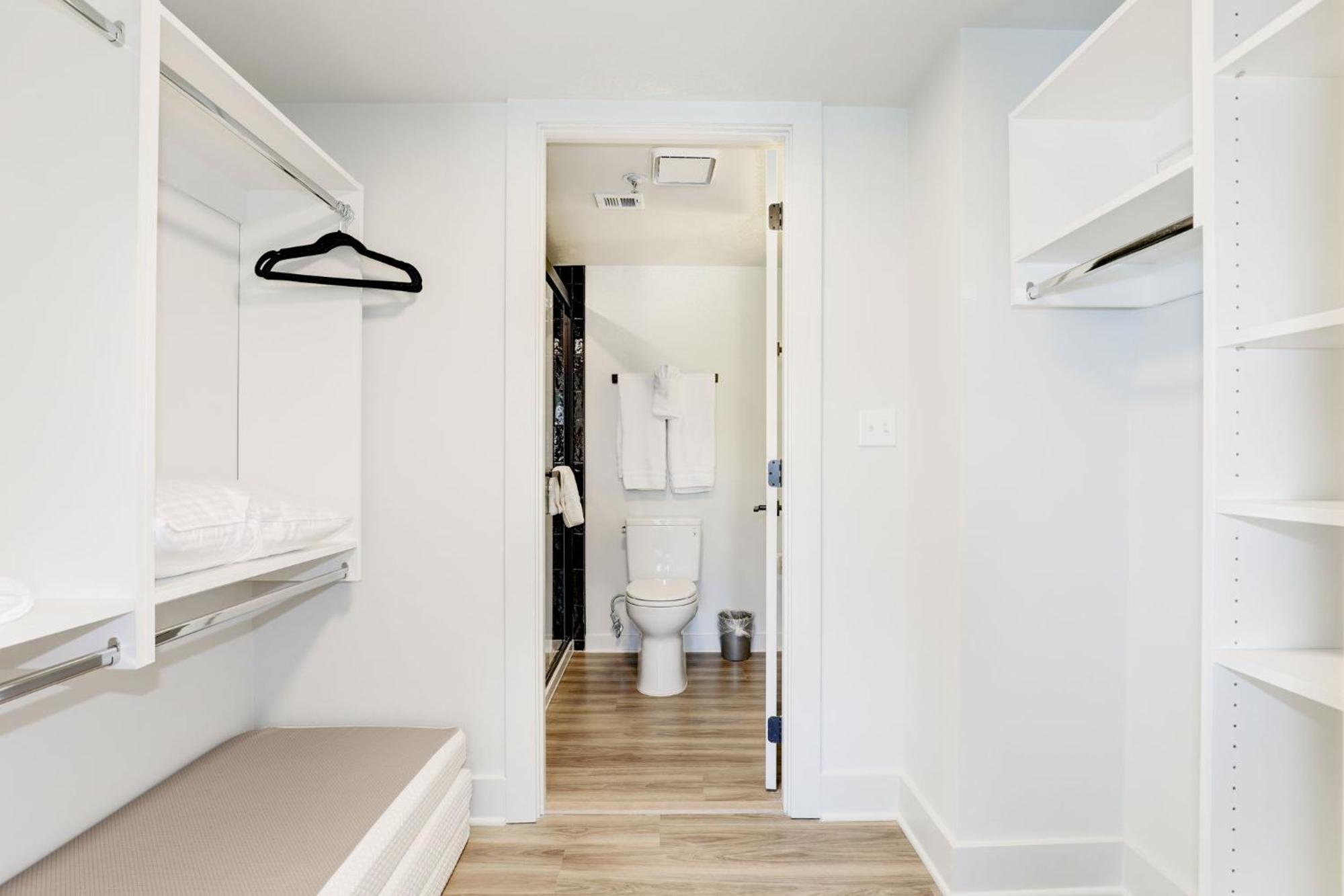 2Br Comfort Apartment In Prime Location Arlington Buitenkant foto